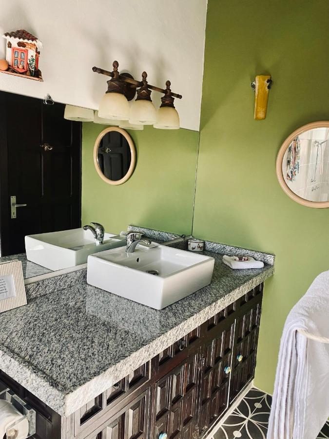 Villa Bougainvillea Aruba, The Tango Suite Palm Beach Eksteriør bilde