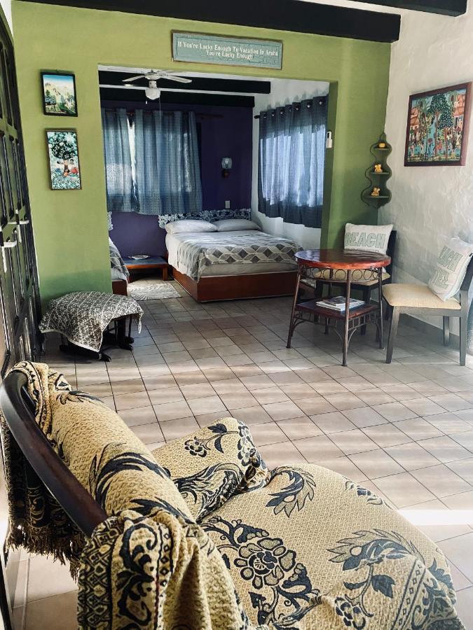 Villa Bougainvillea Aruba, The Tango Suite Palm Beach Eksteriør bilde
